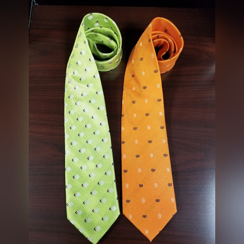 Lot Of 2 NWOT Ties ( Crispino and Mario Valli)